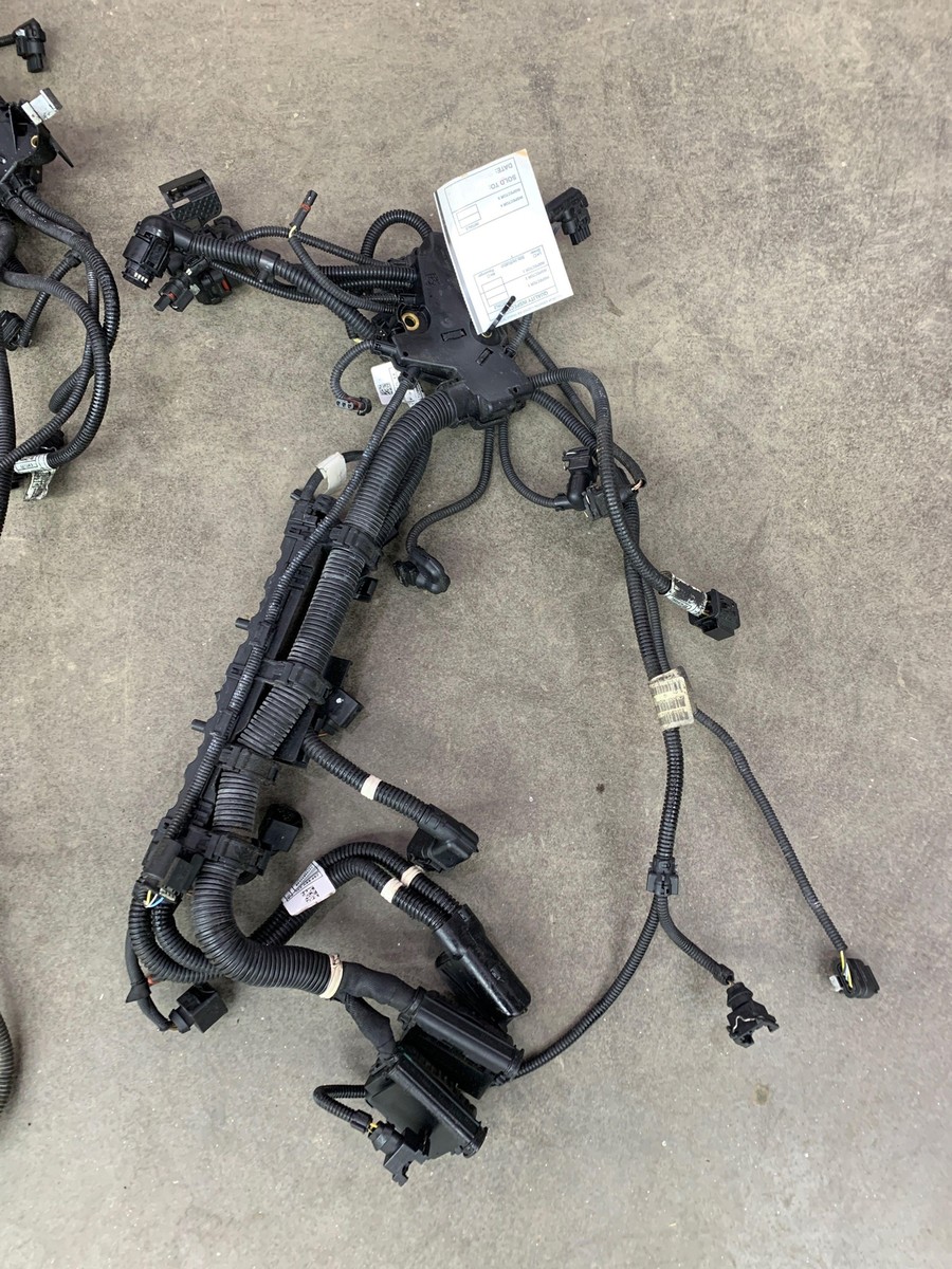 2012 - 2019 BMW M6 OEM 4.4L TURBO ENGINE LEFT & RIGHT WIRING 