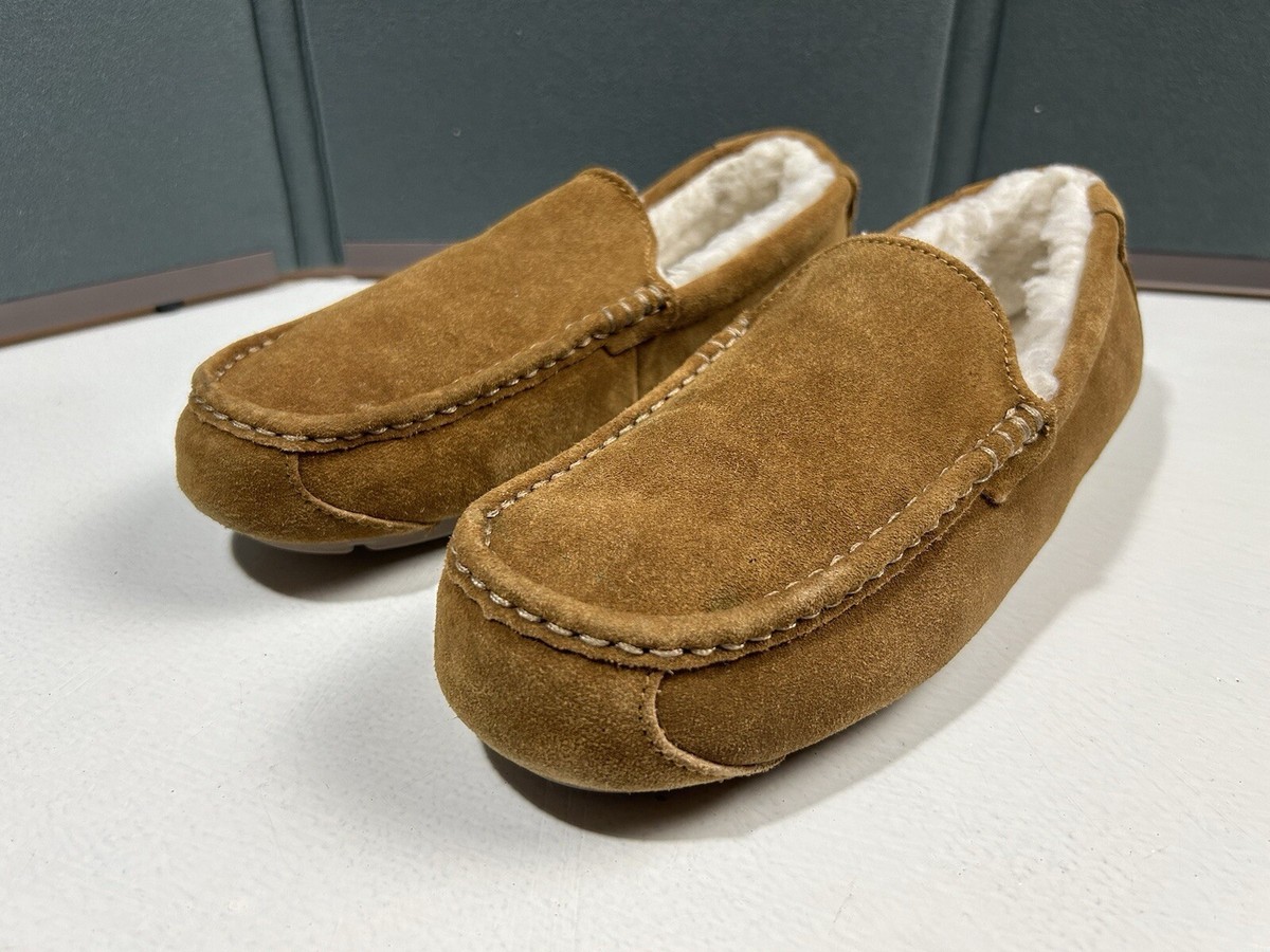 Koolaburra UGG Tipton Comfy Chestnut Leather Suede Moccasin