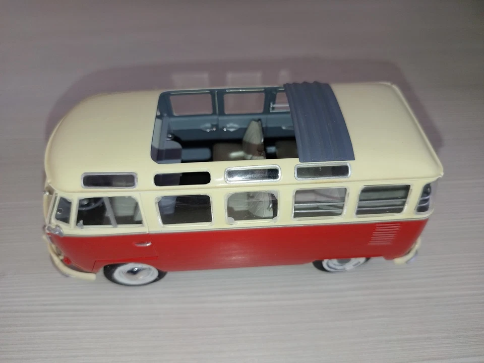 Revell Volkswagen T1 "Samba Bus" scala 1/24 Vedi Foto Leggi No Maisto Solido - Immagine 3 di 4