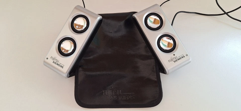 Mini altavoces Fujitsu Siemens NB-103U. USB - Laptop / PC - Imagen 2 de 3