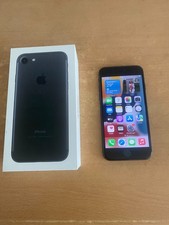 Apple iPhone 7 - 128GB - Schwarz (Ohne Simlock)