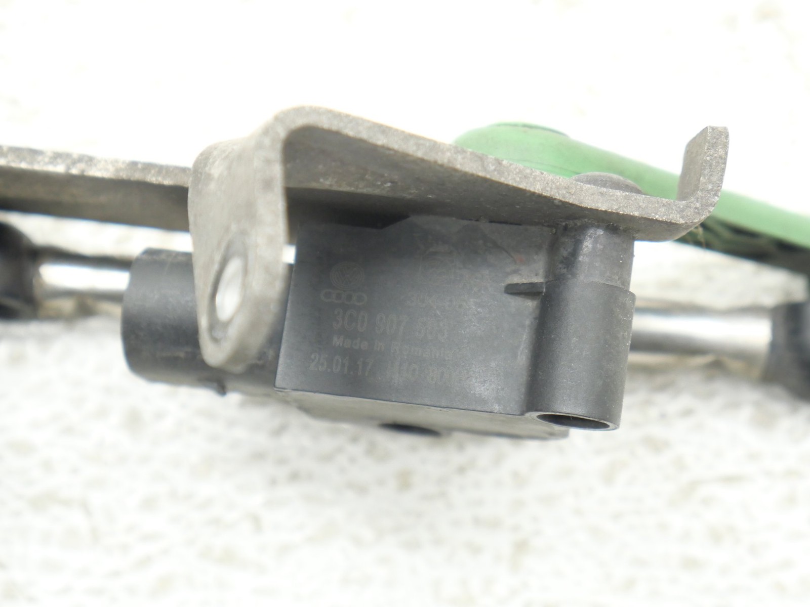 Audi R8 Spyder 2017-2023 Rear Left Ride height sensor P/N 4S0941273D