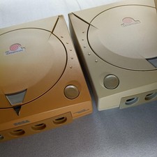  2 Junk Dreamcast units