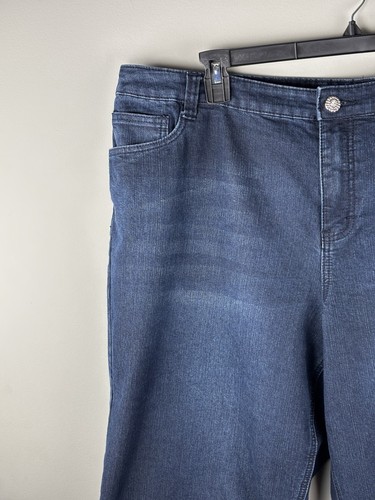 C J Banks Blue Denim Plus Size 22W Capri Jeans Inseam 20” - Picture 6 of 13