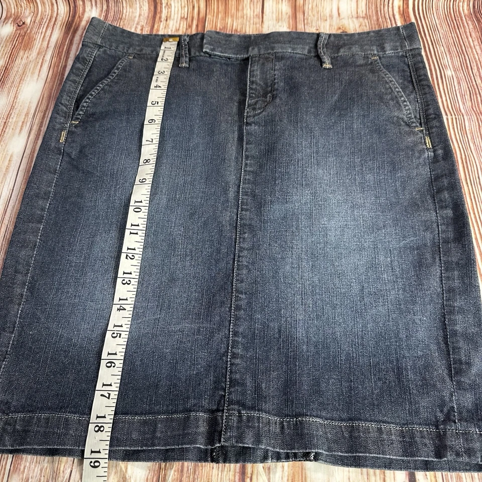Falda vaquera azul converse All Star talla 6 hasta la rodilla abertura trasera 32X18,75 Foto 4 de 4