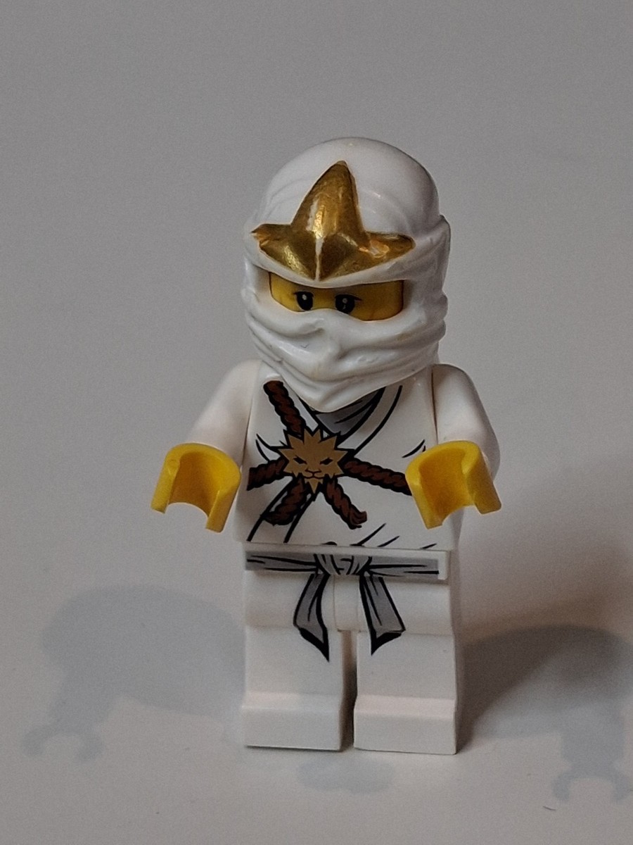 LEGO Ninjago Zane The Golden Weapons mini-figure With Sensei Wu