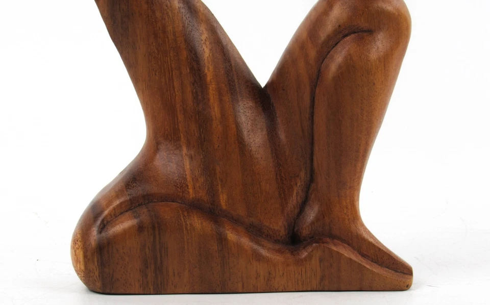 Escultura de madera tallada a mano Novica de Mustika “Dreaming Of You” 12 pulgadas de altura Foto 4 de 4