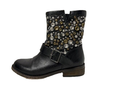 Steve Madden Women's Black Leather Buckle Studded Ankle Boots size 6M