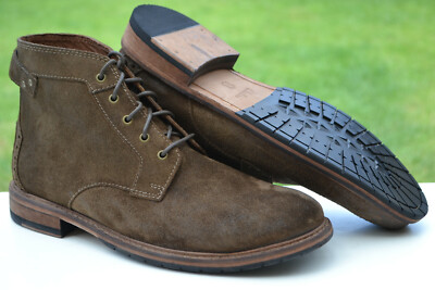 clarkdale bud khaki suede