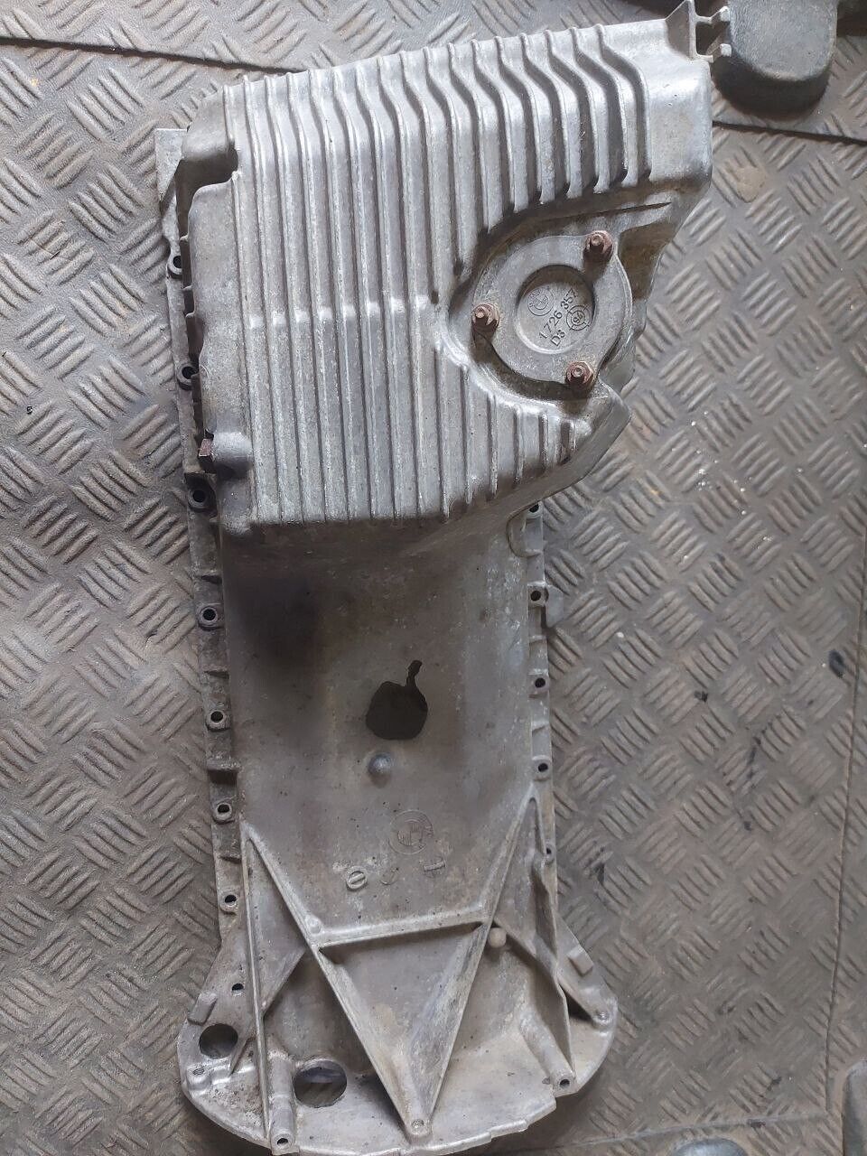 BMW E34 525i M50 OIL PAN SUMP PICKUP DIPSTICK TUBE E28 E30, 45 OFF