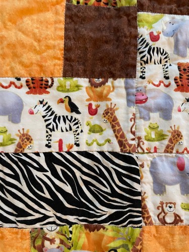 Babybett Decke Dschungel Zoo Tiere Elefanten Tiger Zebra Löwe Handarbeit 43 "X53" - Bild 4 von 12