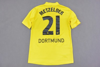 2002-2003 GOOOL BVB Borussia Dortmund Home Shirt Metzelder 21 SIZE