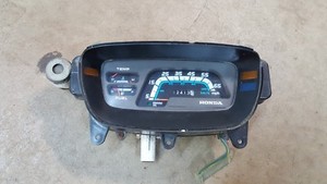 Details about 1987 Honda CH150 Elite 150 speedometer dash panel gauges  instrument cluster