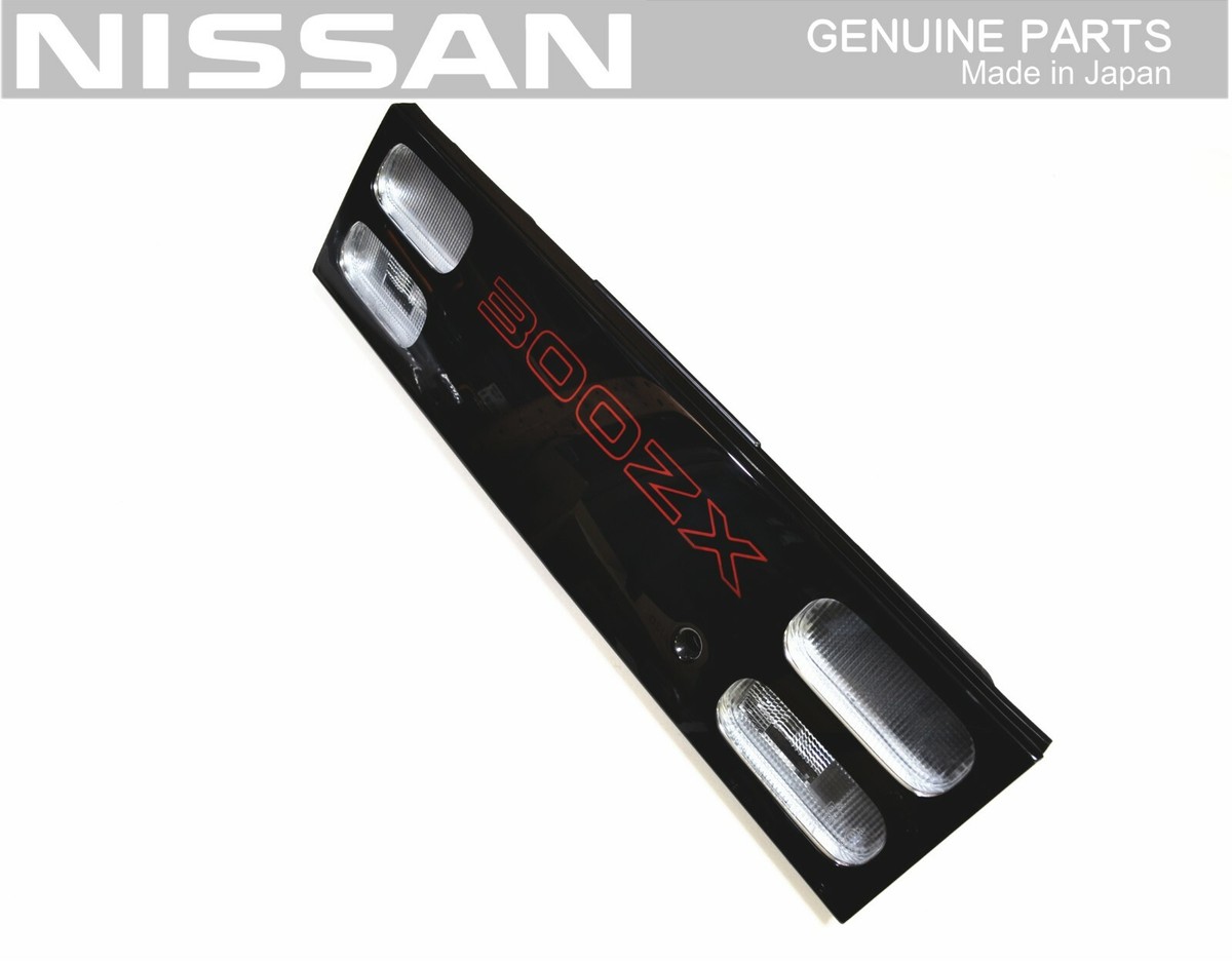 lady　0910 NISSAN GENUINE FAIRLADY Z32 300ZX Rear Center Reverse Lamp