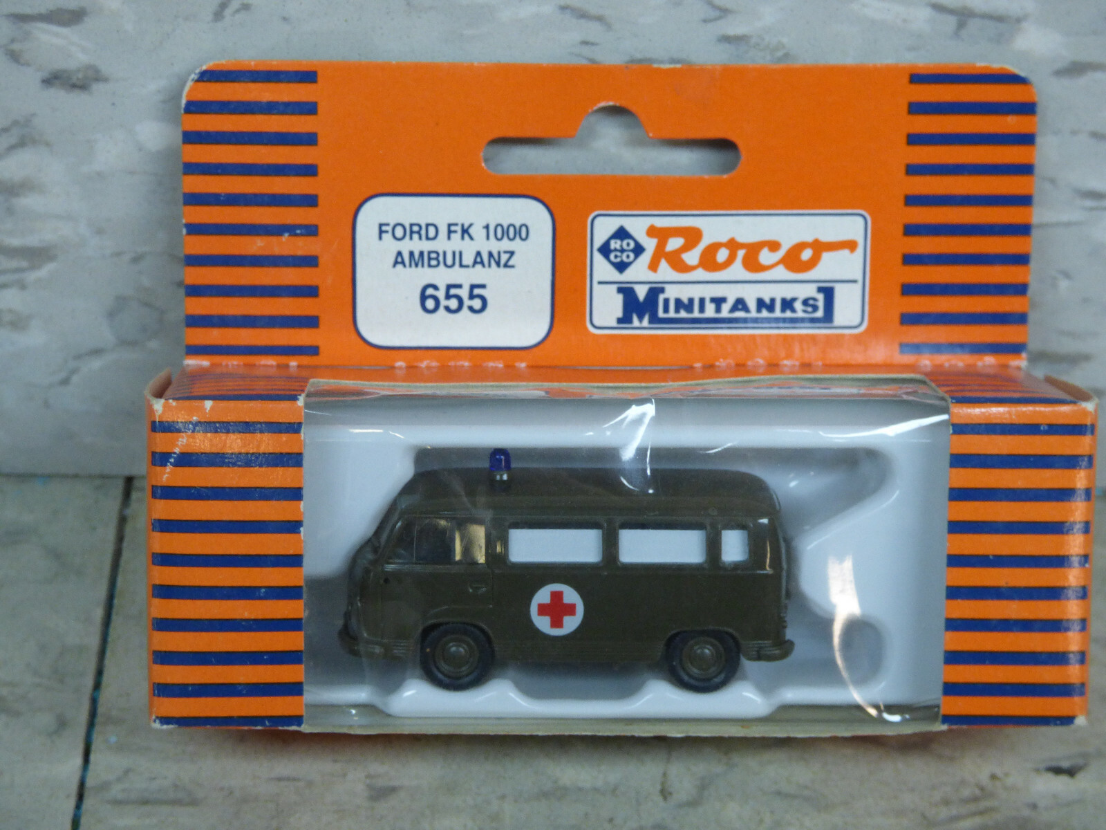 Roco Minitanks Ford Fk 1000 Ambulance Cod 655 Scale 1 87 For Sale Online Ebay
