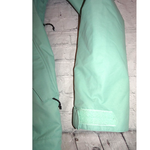 Volcom Women's Fawn Insulated Winter Jacket -M (small defect on front) - Picture 11 of 15