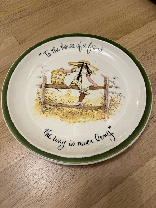 Holly Hobbie 1972 To the house of a friend the way is never long 10.5”