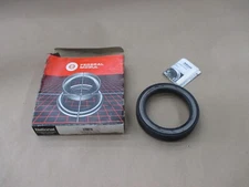 370001A NATIONAL SEAL TRUCK PARTS      NOS