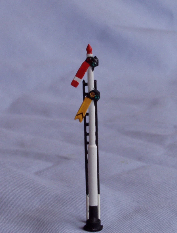 P&D Marsh N Gauge N Scale X352 GWR/BR home/distant signal PAINTED & finished