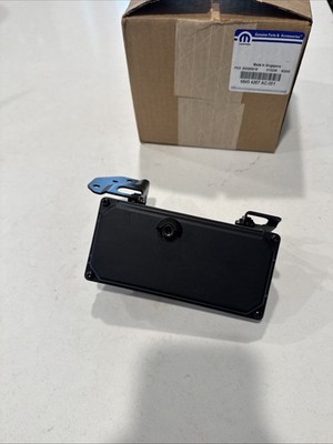 New Mopar 68454267AC Lane Departure Forward Facing Camera 2020 Ram 1500
