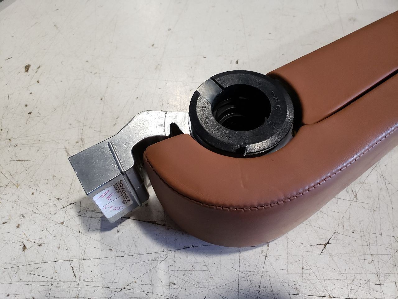Bentley Flying Spur 2006 Front Left Armrest