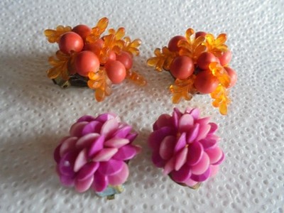 Modeschmuck 2 Paar Ohrringe Ohrclips Blüten orange und rosa Vintage