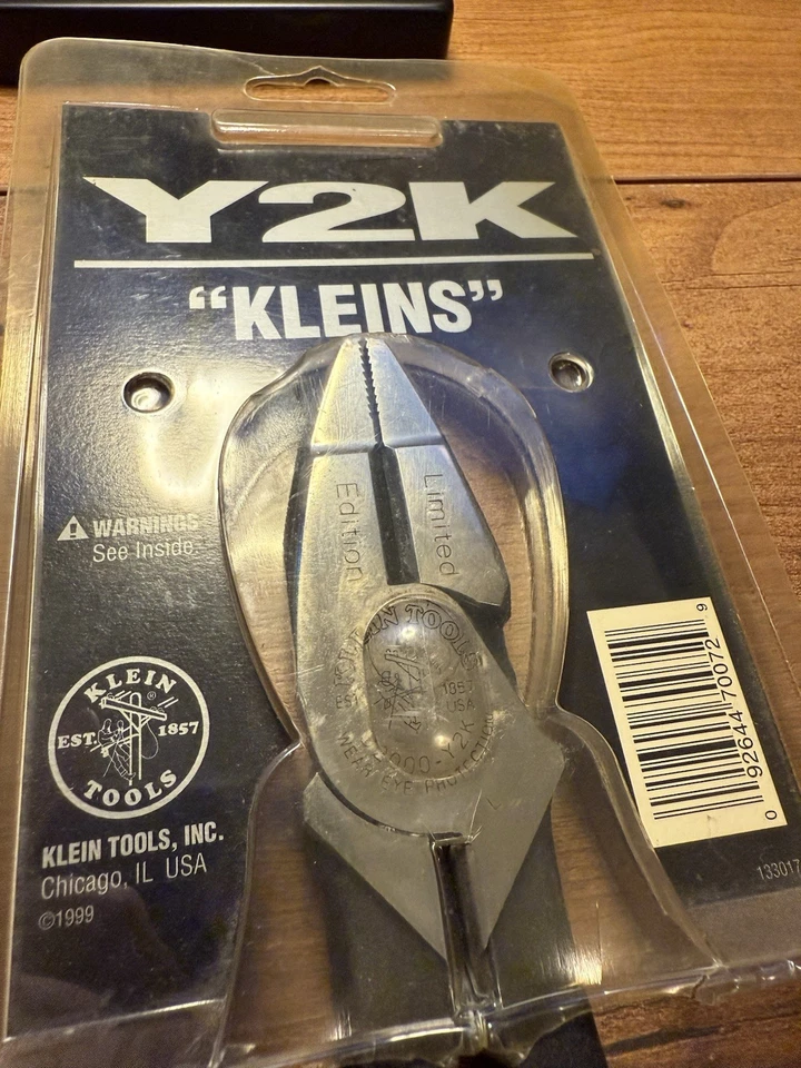 Klein Y2K Limited Edition Lineman Pliers - Image 3 of 4