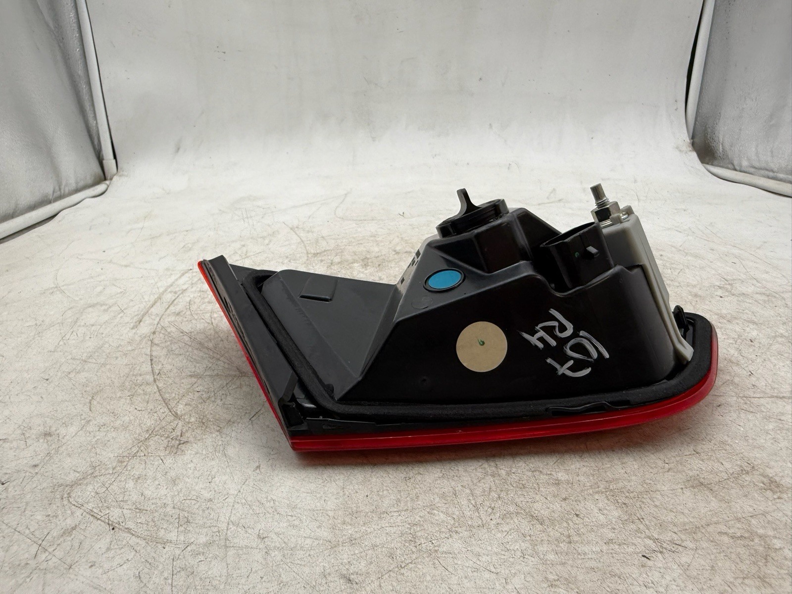 2014-2021 MASERATI GHIBLI M157 REAR RIGHT INNER TRUNK LID TAIL LIGHT LAMP OEM