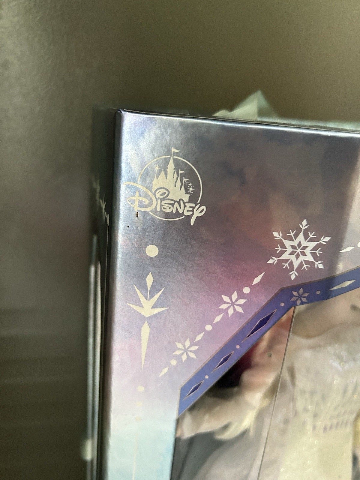 Куклы 2010 Disney Store Limited Edition Frozen 2 The Snow Queen Elsa — фото 7