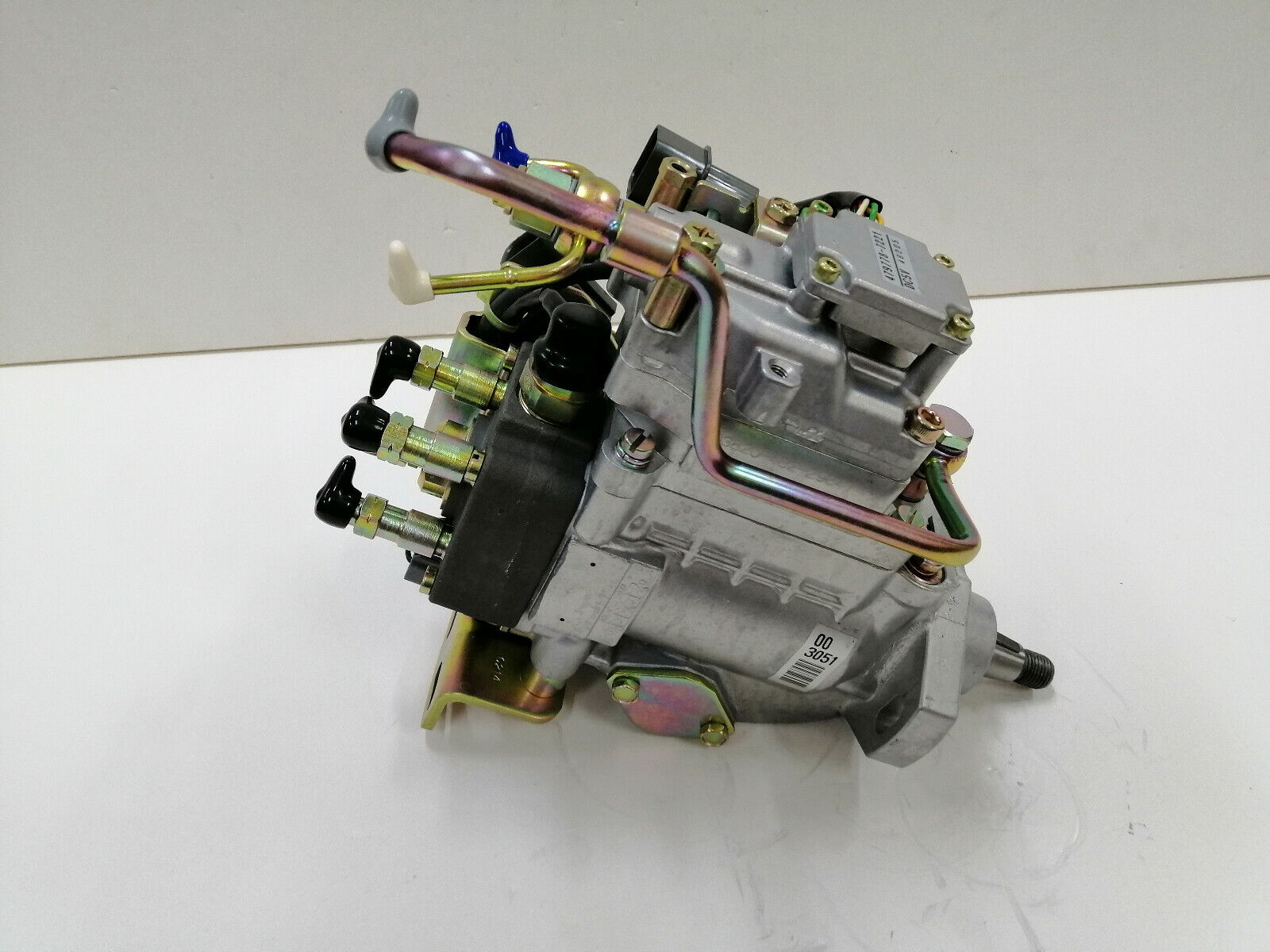 New Unit ! Zexel Fuel Pump for Mitsubishi L200 Pajero 2.5TD MR577077  104700-3051