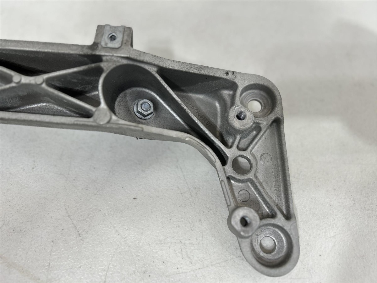 K Genomic analysis of Inonotus hispidus provides insights into