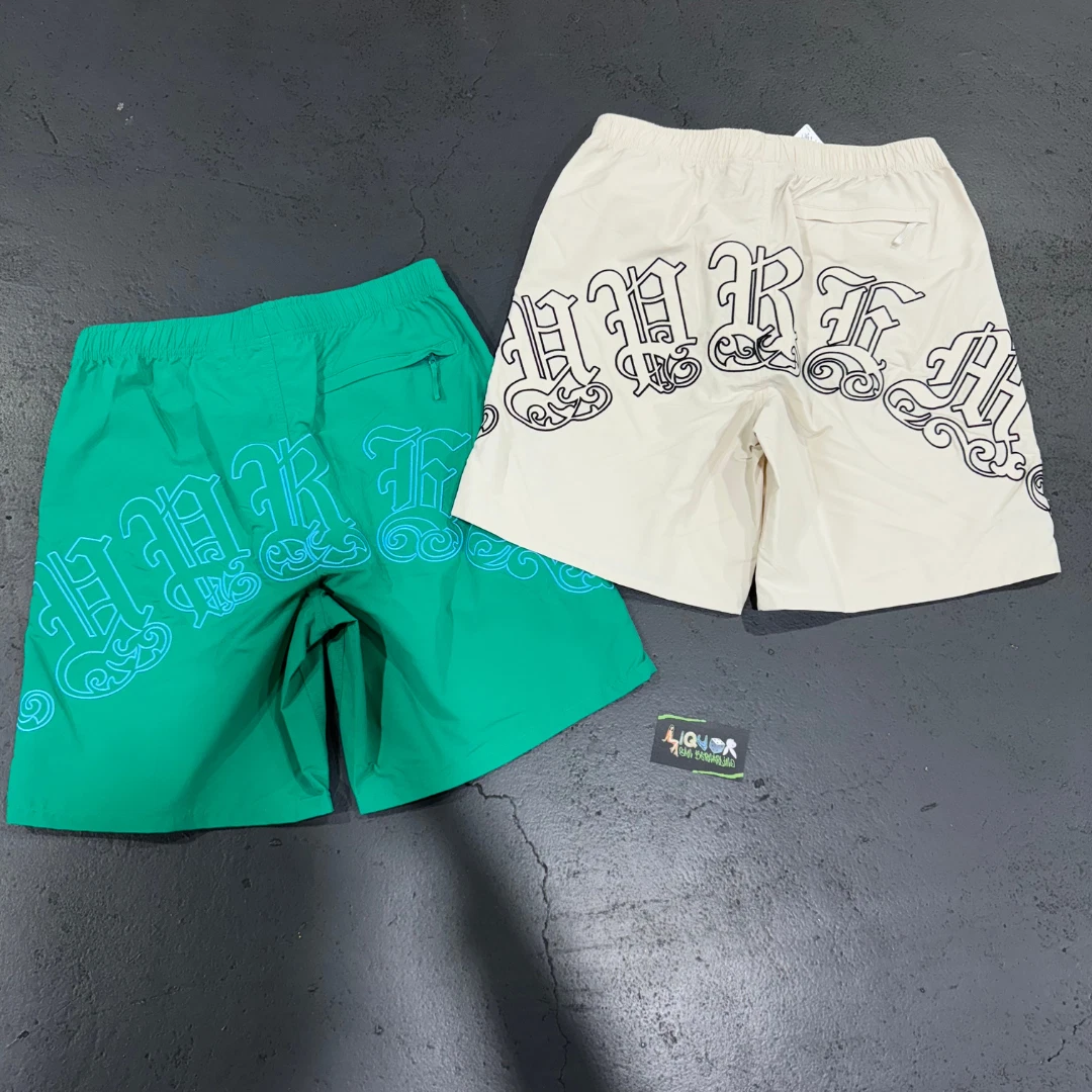 Short Supreme Old English Nylon (S XL)