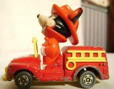 Vintage 1970's TOMY Mickey Mouse Diecast Fire Truck Rescue Toy Disney Japan PD-2