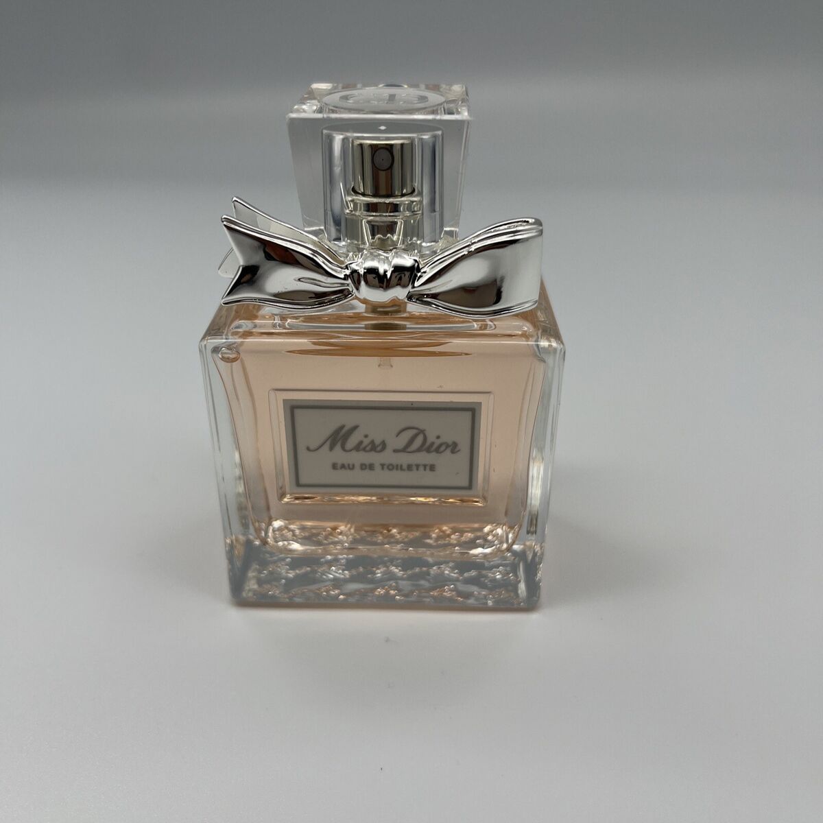 CHRISTIAN DIOR MISS DIOR EAU DE TOILETTE 1.7 OZ / 50 ML CHRISTIAN DIOR MISS DIOR EAU DE TOILETTE 1.7 OZ / 50 ML