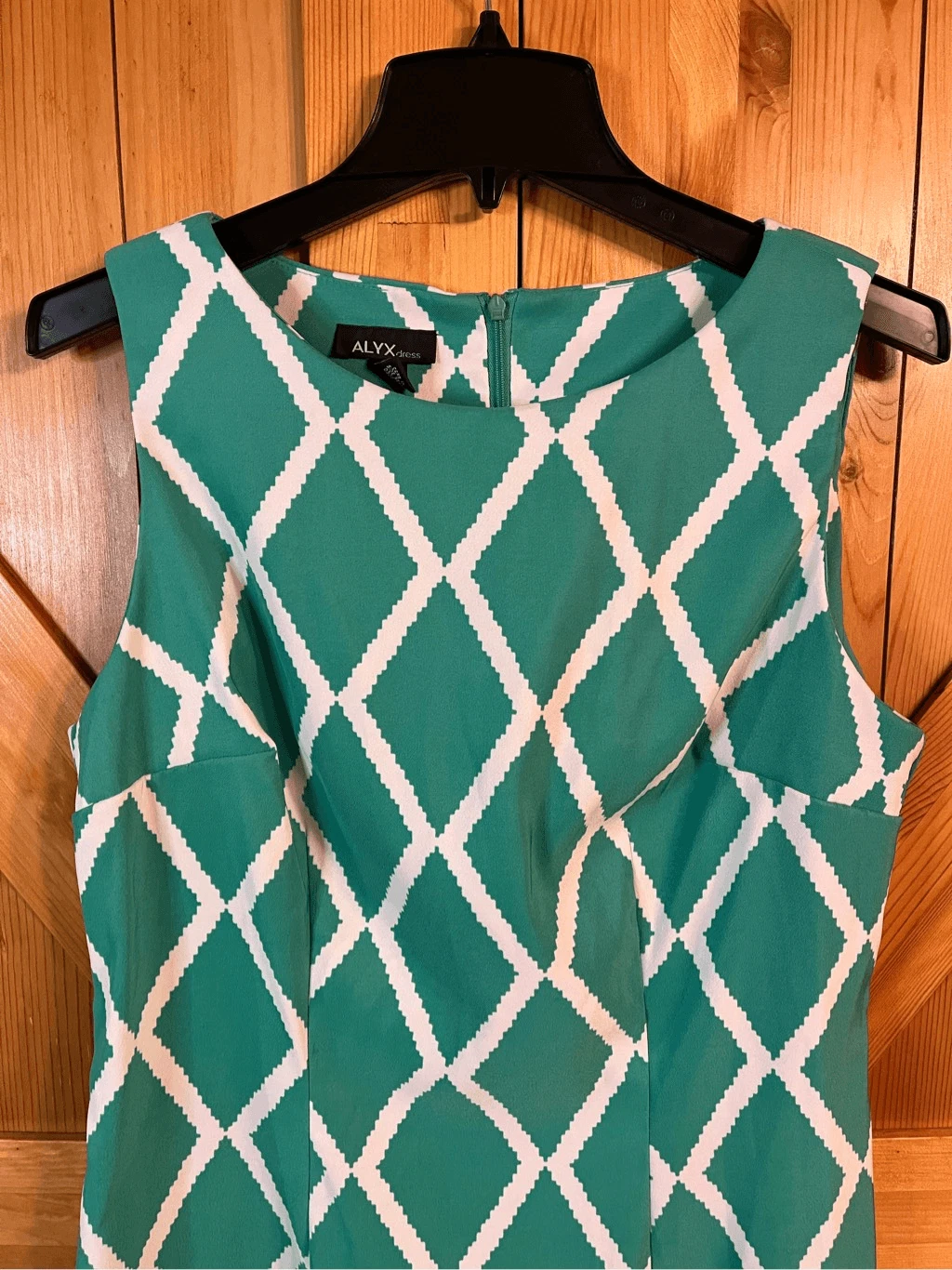 Abito senza maniche in guaina Alyx taglia 14 verde e crema motivo diamante elasticizzato (28