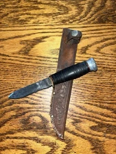 Vintage Marbles Gladstone Hunting Knife with Sheath