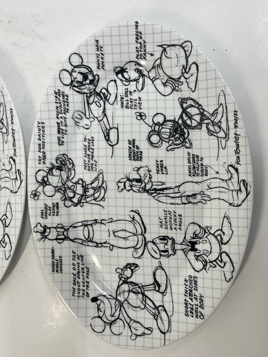 2 Disney Sketchbook Black and White Mickey Mouse and Friends Oval