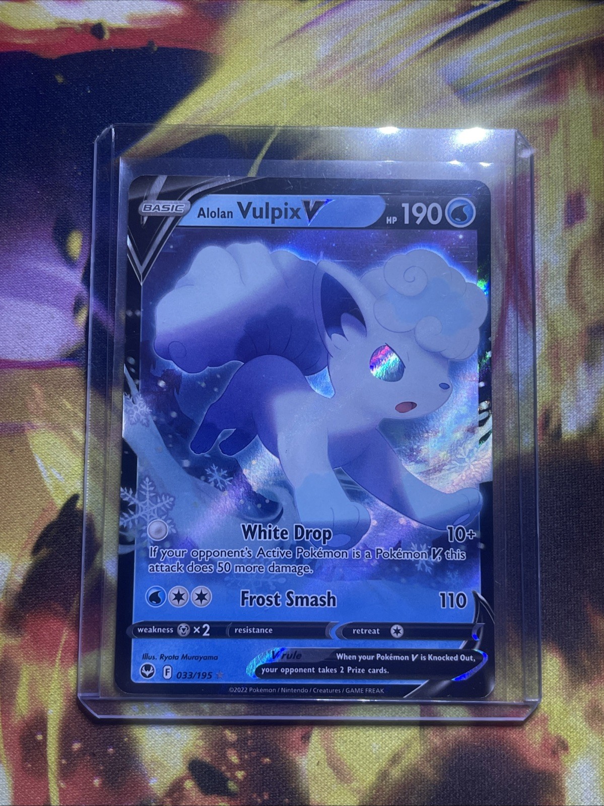 Alolan Vulpix V 033/195 Swsh12: Sword & Shield - Silver Tempest Holo