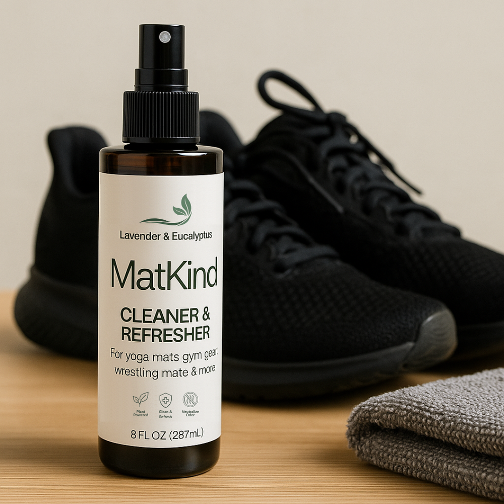 Natural Yoga Mat Spray with Eucalyptus & Lavender – No Residue