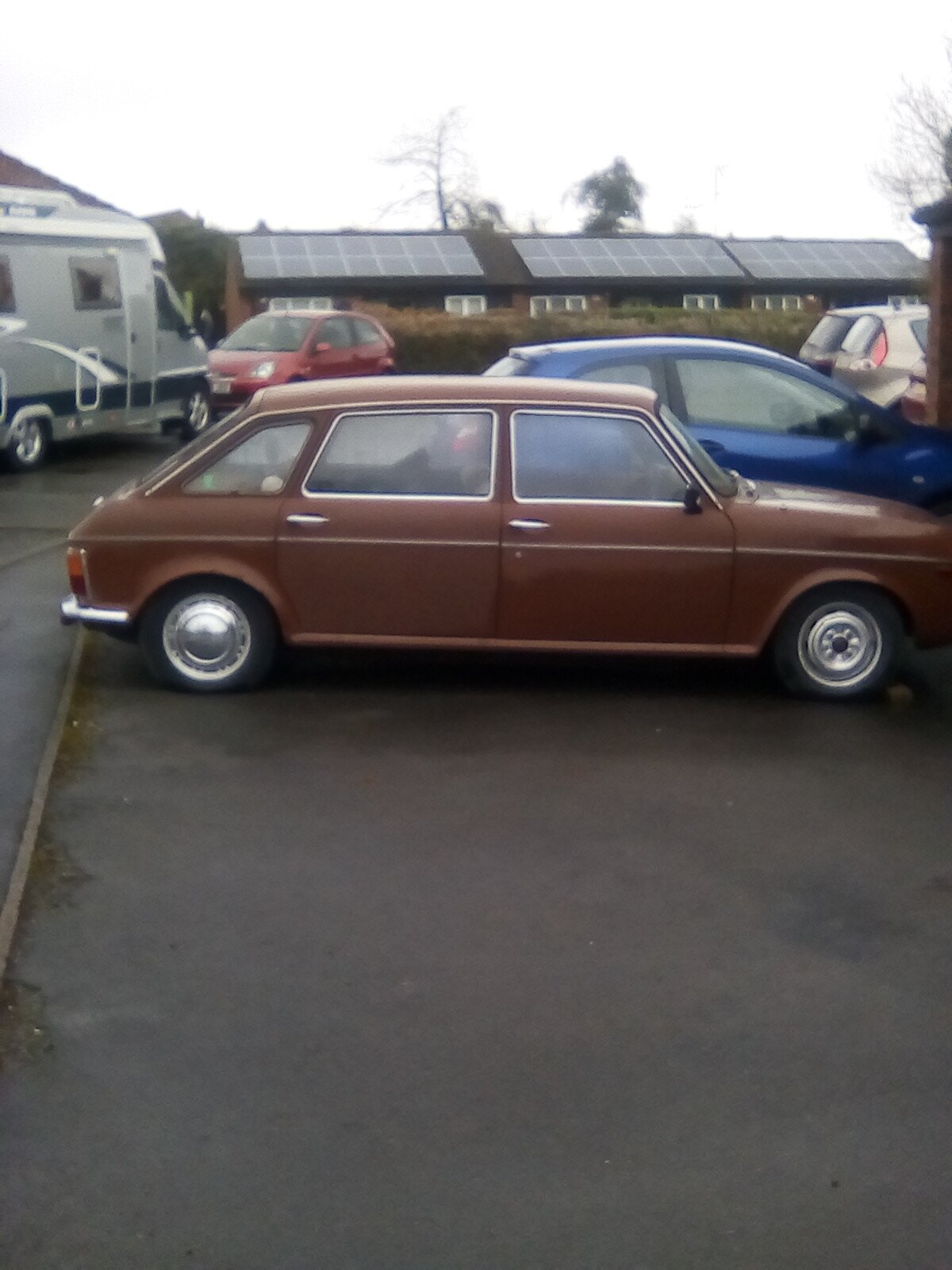 Image 41 - austin-maxi-1750