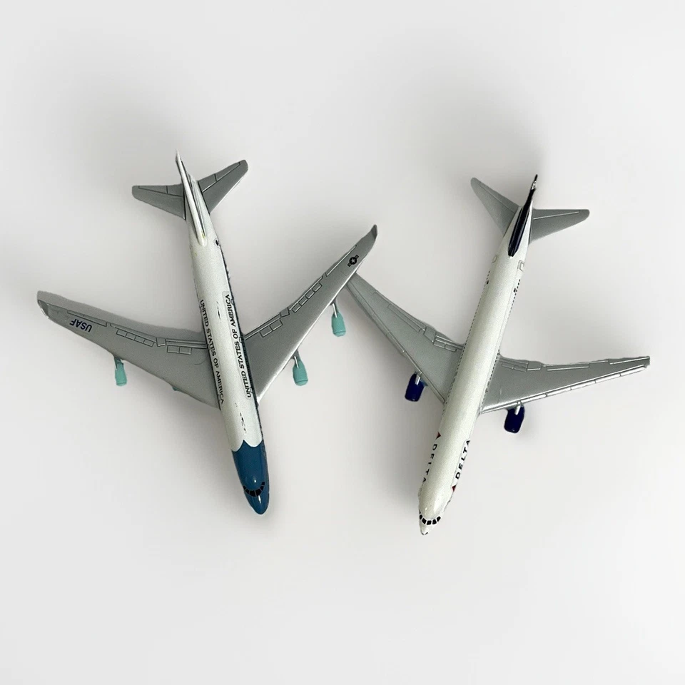 Lot of Realtoy Planes and Vehicles 6 Qty. Delta USAF Boeing - Image 2 of 4