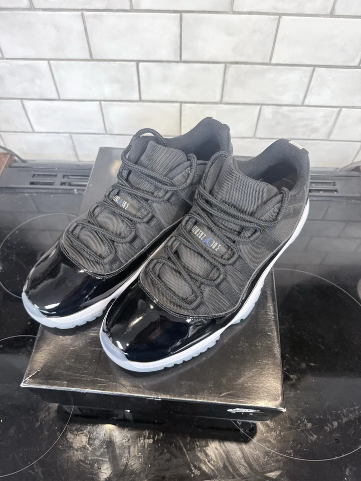 Air Jordan ретро 11 низкий IE космический джем размер 13 ношеный 3x - Изображение 2 из 4