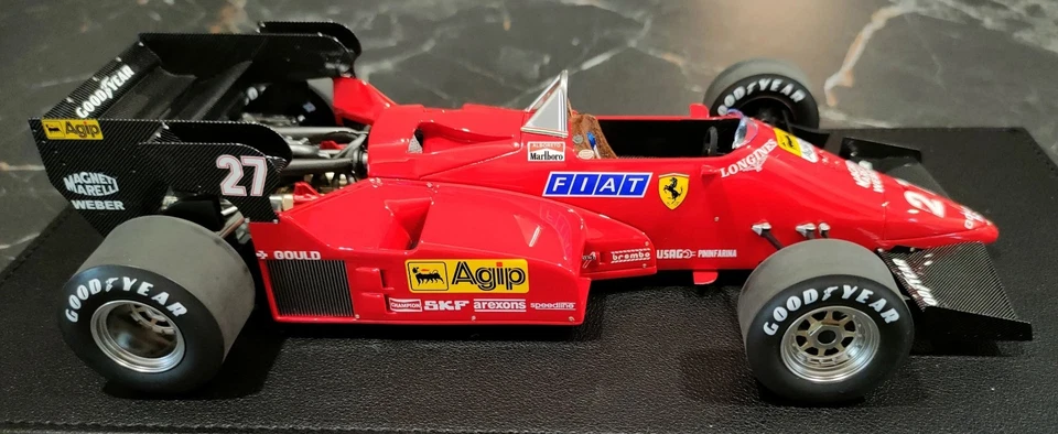 GP Replicas GP159A Ferrari 126C4M Italy-Monza GP 1984 Michele Alboreto 1/18 - Immagine 2 di 4