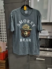  Smokey The Bear Wearing Hat Shirt Adult L Gray Camping RV State Parks