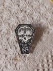 THE CROW 2037 VERY RARE BUTTON/PINBACK 1997 - RARE UNRELEASED MOVIE PROMO — photo 1