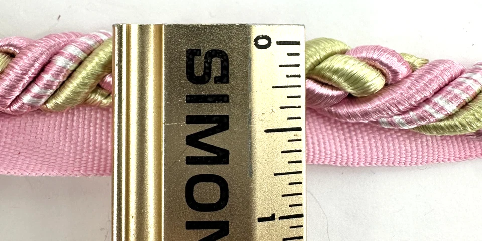 18 yardas - CORD rosa/verde con borde de tela de almohada de tapicería brillante para labios Foto 3 de 4