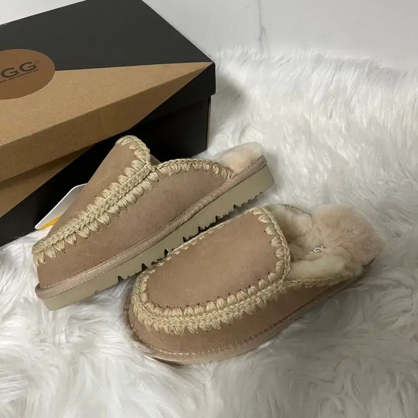 Hoka Women's Bondi 7 BBLC Sandals/Slippers - Size 245, New thumbnail 2