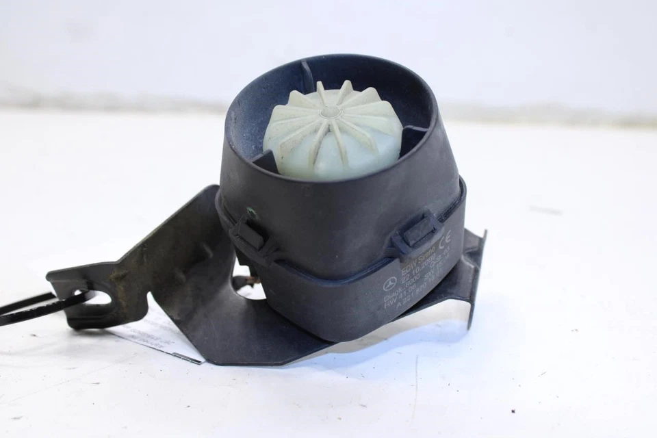 2007-2011 Mercedes-Benz S550 противоугонная сигнализация сиреновый гудок с кронштейном 221-870-13-91 - Изображение 3 из 4