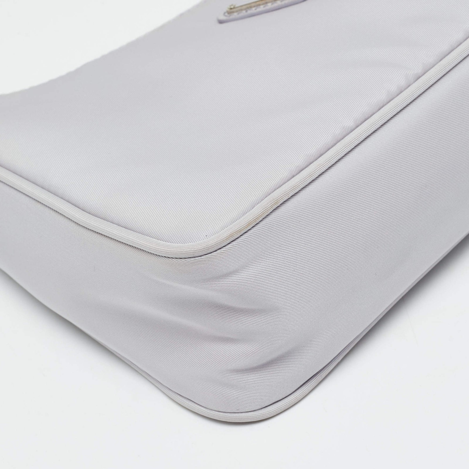 Prada Light Lilac Nylon ReEdition 2000 Shoulder Bag thumbnail 10