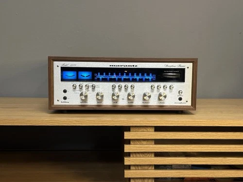 Vintage Receiver Marantz 2270  Mint Condition Serviced & Tested
